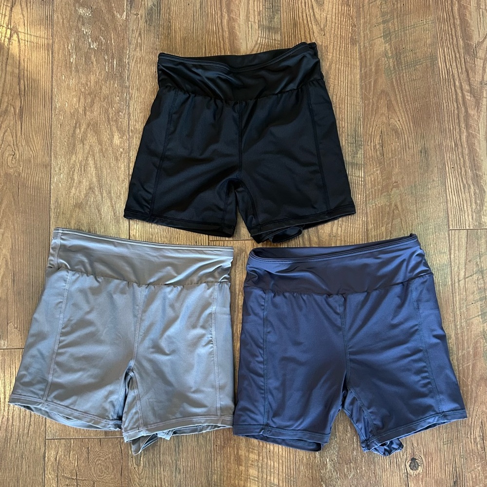 Lot of 3 Shorts with Liner Black, Blue & Grey Medium - Picture 7 of 7